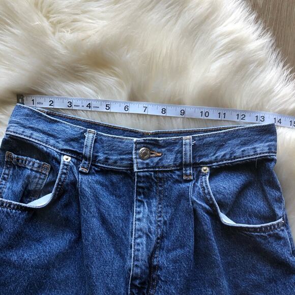 Topshop Balloon Tapered Leg Jeans in mid blue - Picture 8 of 12